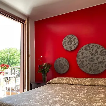 호텔 산 제러미아 2*