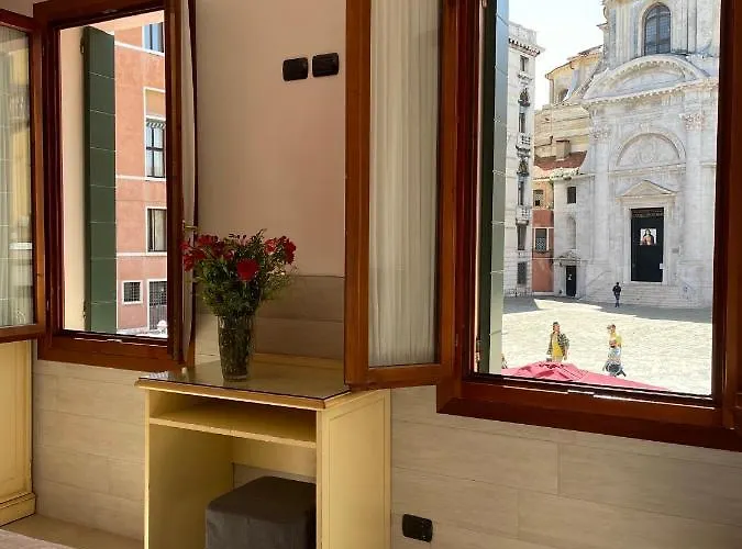 オテル サン ジェレミーア